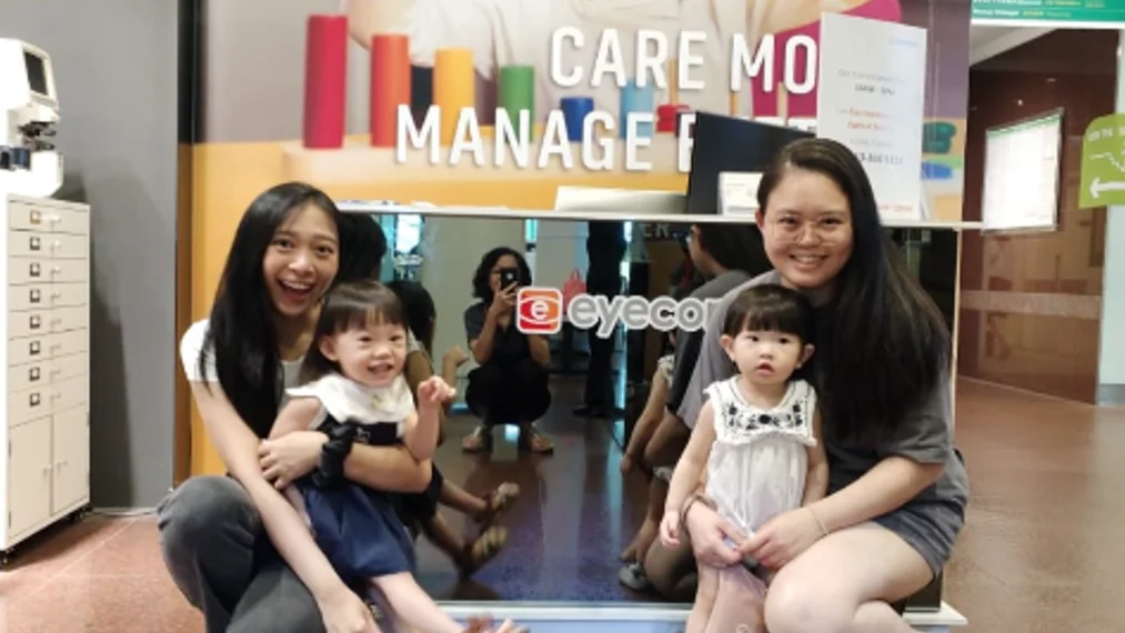 On 28 March, Eyecon collaborated with Mahkota Medical Centre (MMC) in an event supporting children’s health and vision. We provided complimentary vision and eye health screenings for participating children, promoting early detection and raising awareness on the importance of eye care from a young age.